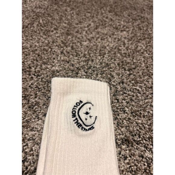 Desert Dreamer Follow the Stars Crew Socks C7-12 - Picture 2 of 4